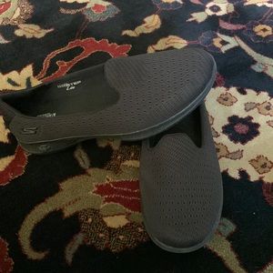 Sketchers Go Step Lite